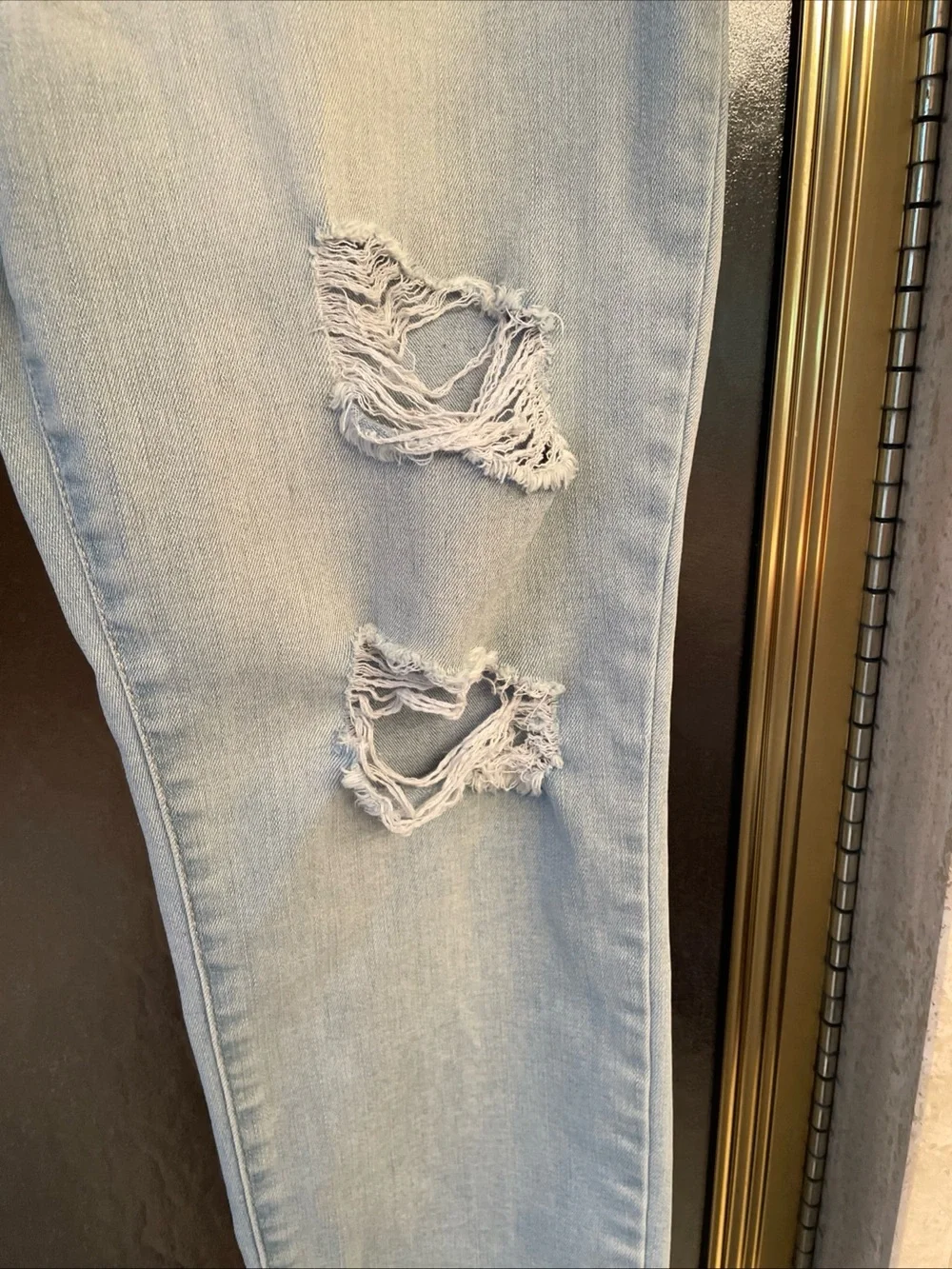 Refuge Light Blue Distressed Women's Jeans Size 10